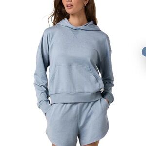 NWT Vuori Halo Modern Pullover Hoodie